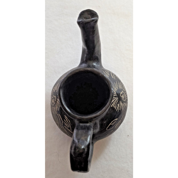 Vintage Quinchamali Chilean Art Pottery Black Teapot Handcrafted Folk Art - Picture 6 of 10